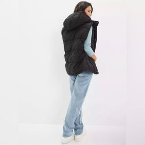 American Eagle Puffer Vest